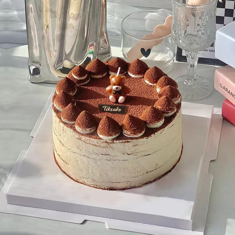情人过生日送蛋糕,还用送其他的吗为什么