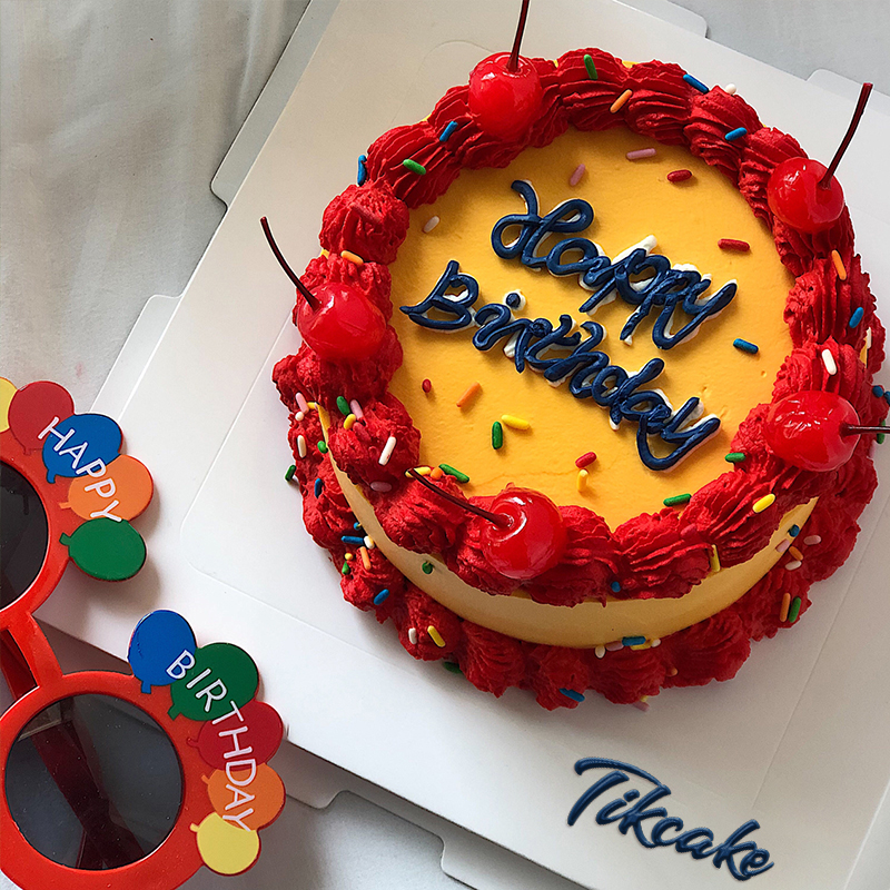 定制生日蛋糕一般多少钱合适一个月