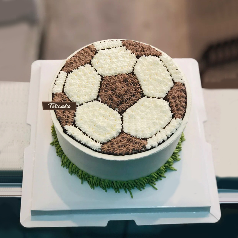 如何定制生日蛋糕