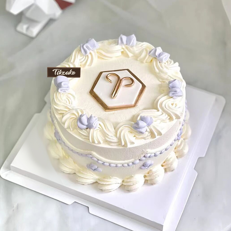 生日送生日蛋糕大概多大的合适