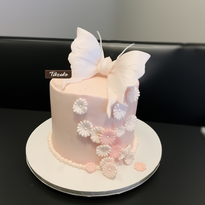 小店乡给媳妇儿准备的生日蛋糕，她应该会喜欢