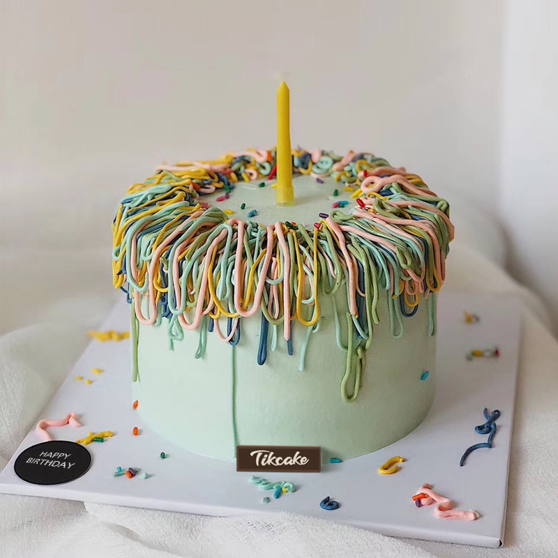 ins风简约网红蛋糕 老妹过生日可以在蛋糕上应该写什么