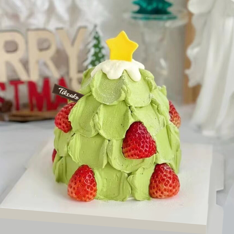 草莓抹茶圣诞树蛋糕