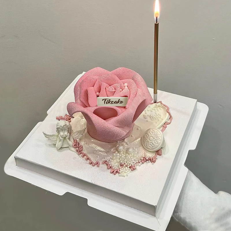 粉色玫瑰主题翻糖蛋糕