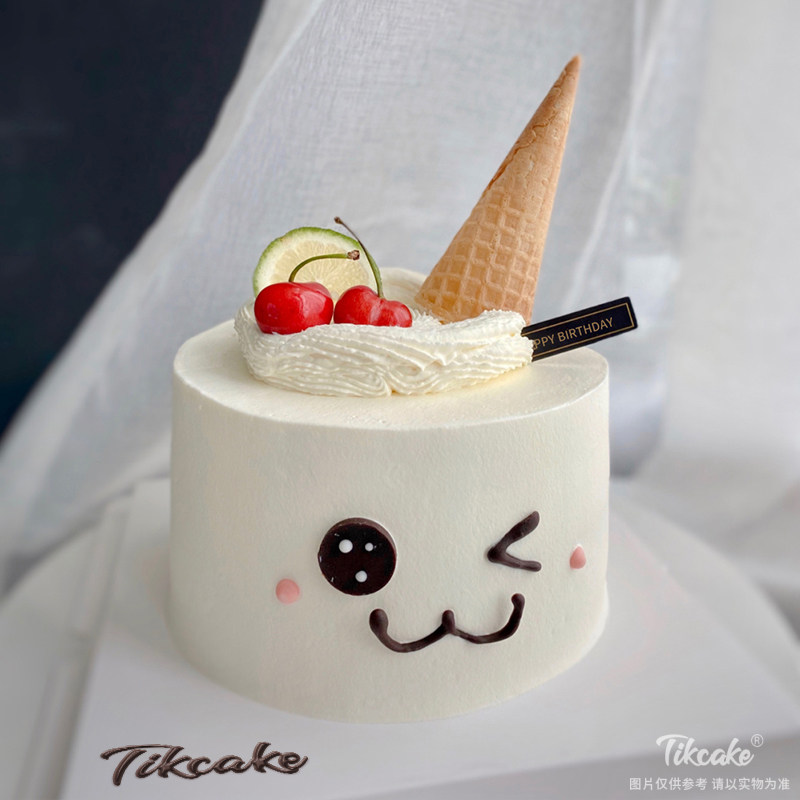 可爱甜筒奶油蛋糕