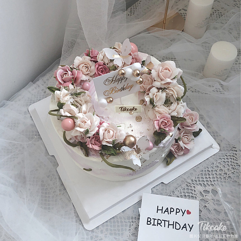 鲜花豆沙裱花蛋糕