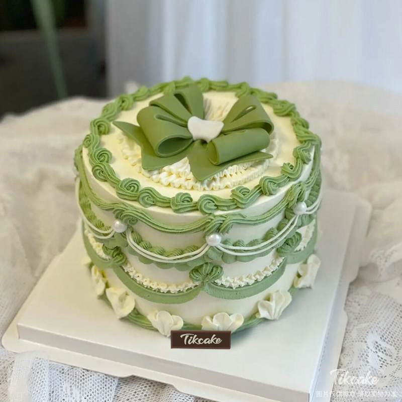 小清新复古风翻糖蛋糕