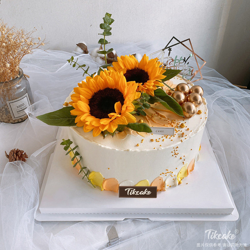 向日葵毕业主题鲜花蛋糕