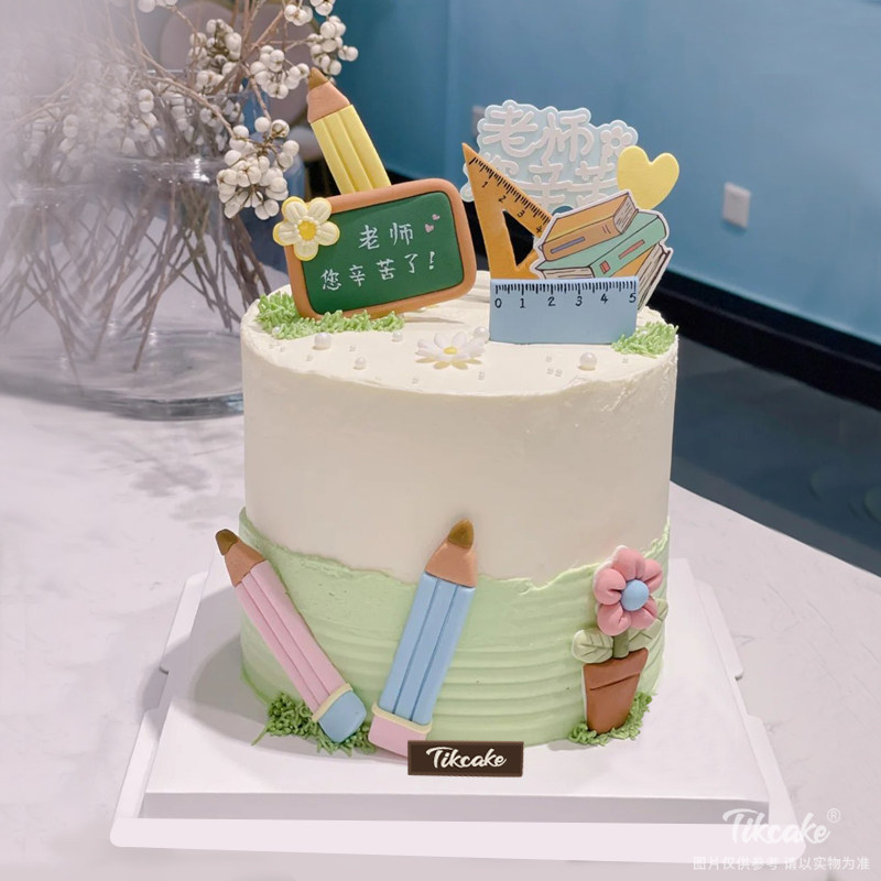 感念师恩教师节主题翻糖鲜奶蛋糕