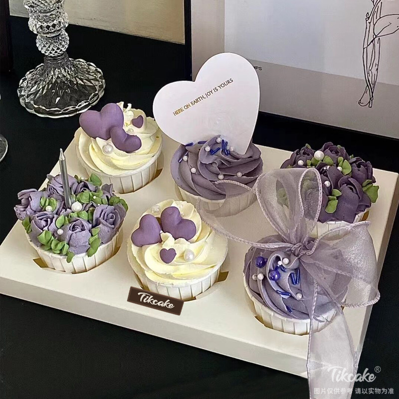 紫色系爱心主题鲜奶纸杯蛋糕（城市款）