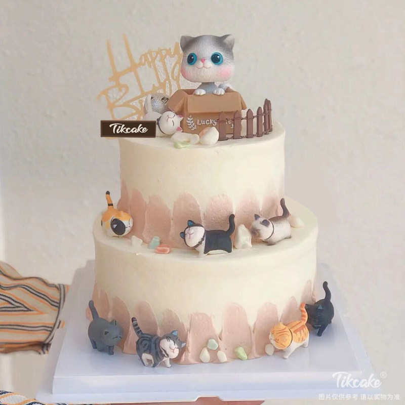 猫主题双层鲜奶蛋糕