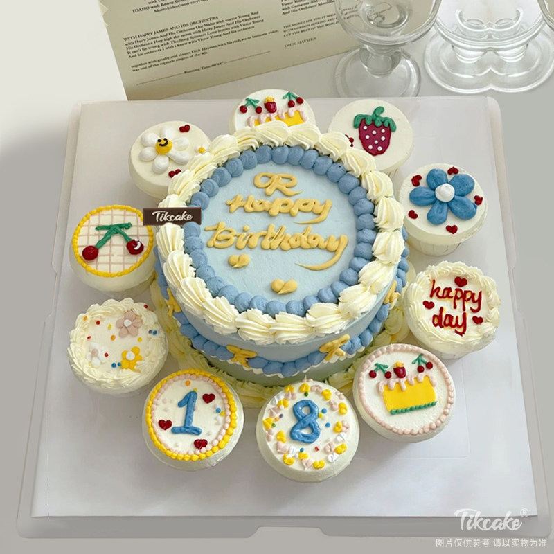 简约男生版手绘鲜奶蛋糕（含10个纸杯蛋糕）