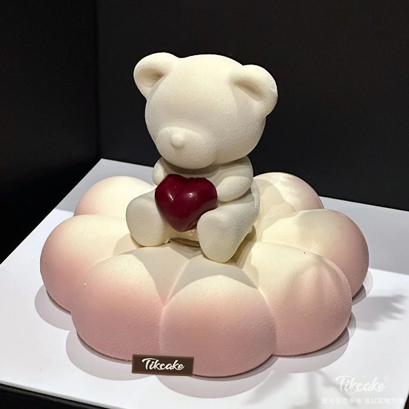 小熊主题奶油慕斯蛋糕