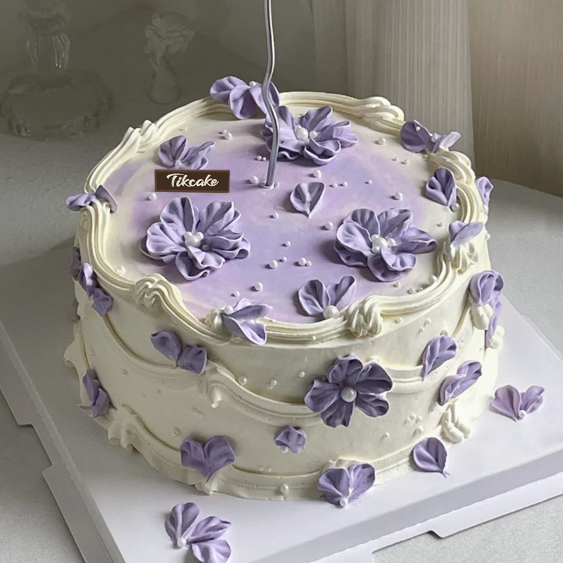紫色系韩式裱花鲜奶蛋糕