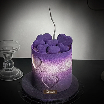 高级感紫色系爱心主题鲜奶蛋糕