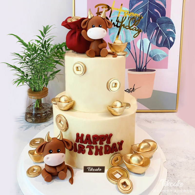 金牛座主题双层翻糖鲜奶蛋糕（4.20-5.20）