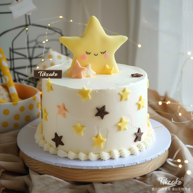 原创五角星主题翻糖鲜奶蛋糕