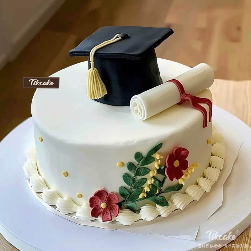 原创毕业主题翻糖鲜奶蛋糕