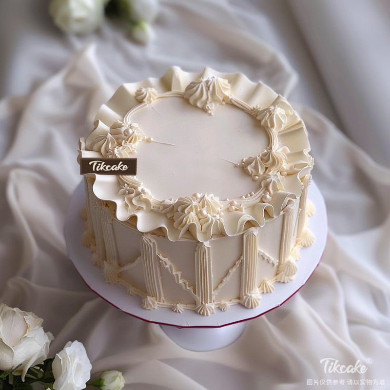 原创复古风简约鲜奶蛋糕