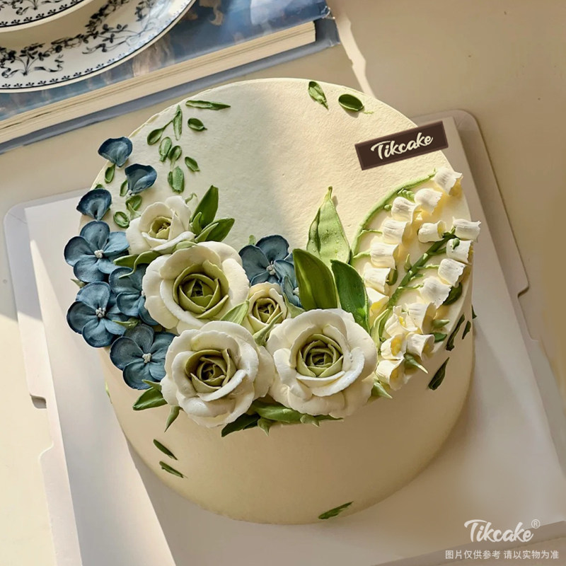 优雅气质奶油霜裱花蛋糕（城市款）