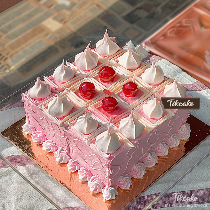 原创粉色系方形鲜奶蛋糕（二）