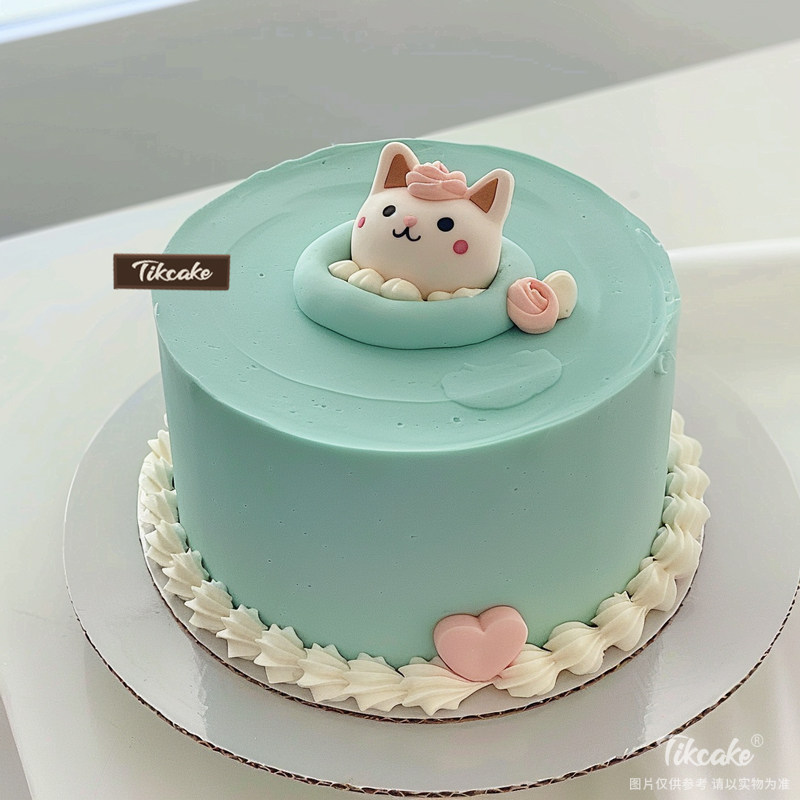 原创可爱小猫主题翻糖鲜奶蛋糕（二）