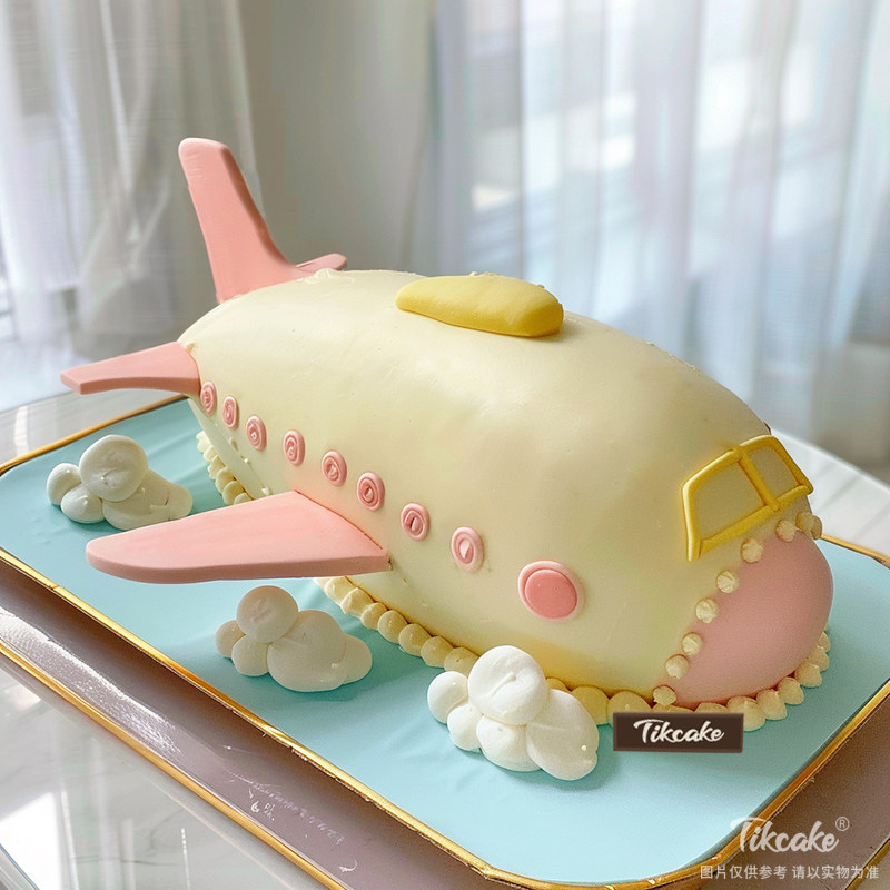 原创飞机主题翻糖鲜奶蛋糕
