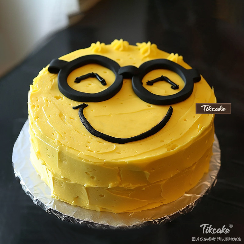 原创笑脸主题翻糖鲜奶蛋糕