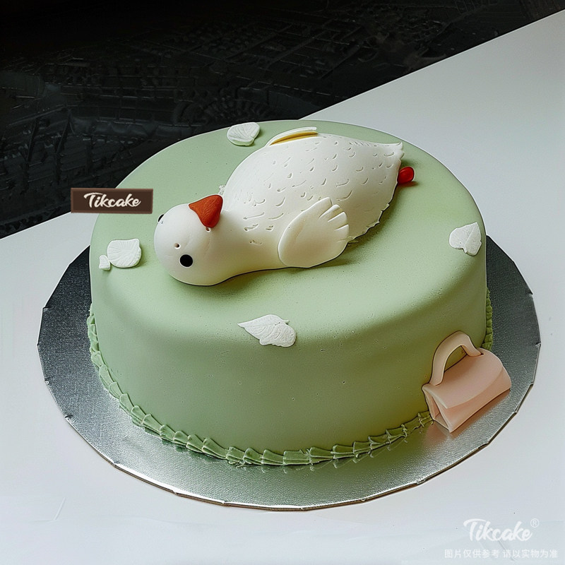 原创“躺平”主题翻糖鲜奶蛋糕