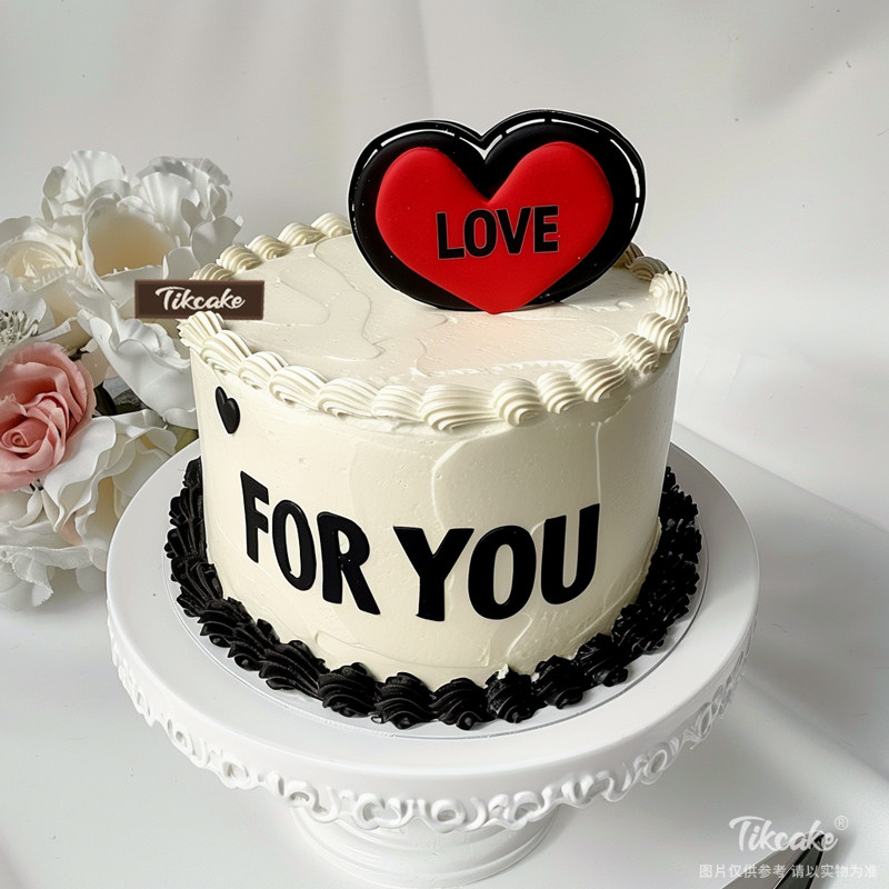 原创爱心主题翻糖鲜奶蛋糕（五）