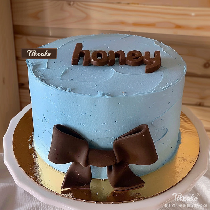 原创蝴蝶结主题翻糖鲜奶蛋糕（三）