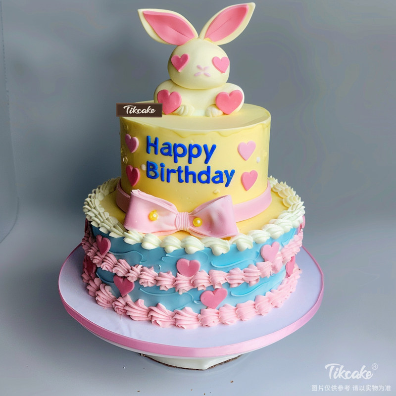 原创小兔子主题双层翻糖鲜奶蛋糕