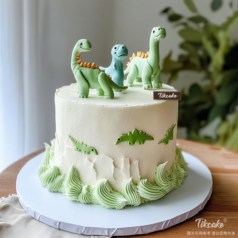 原创小恐龙主题翻糖鲜奶蛋糕