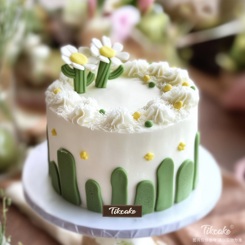 原创花朵主题翻糖鲜奶蛋糕（二）