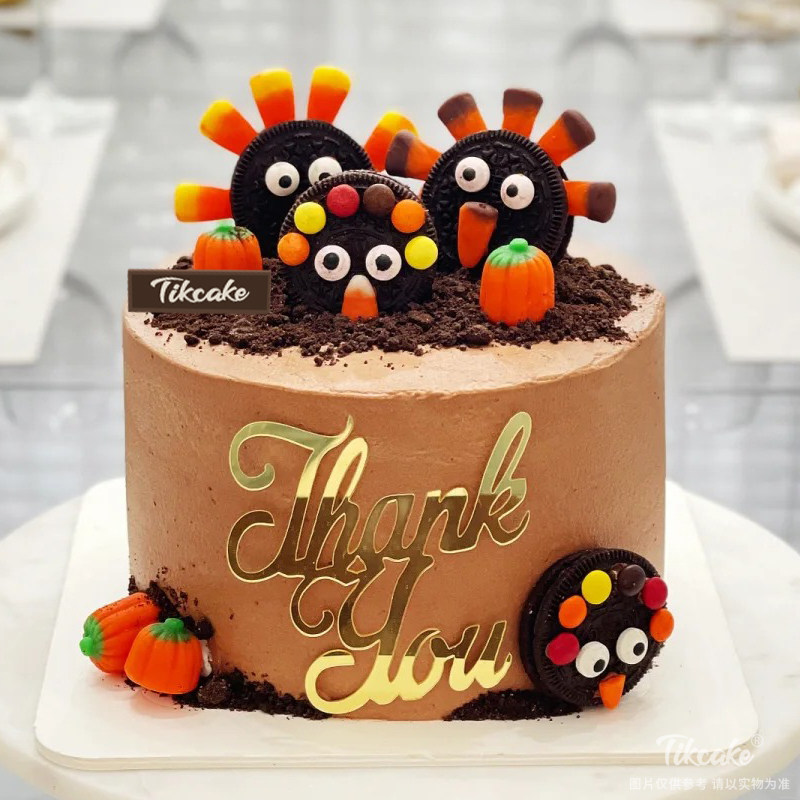 感恩节主题巧克力鲜奶蛋糕