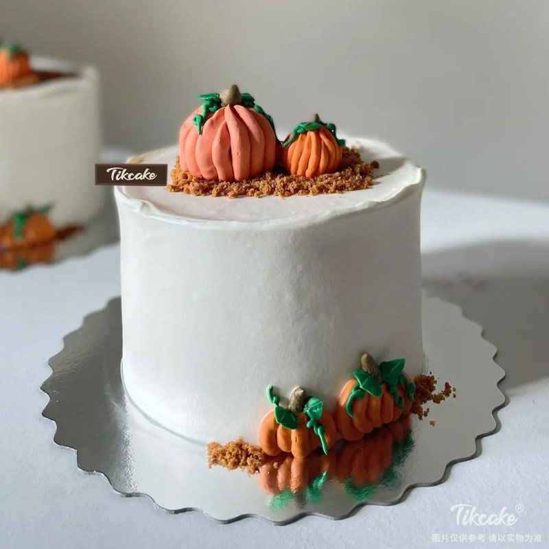 感恩节主题简约鲜奶蛋糕