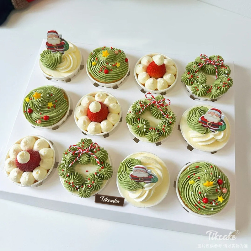 圣诞主题纸杯蛋糕（共12个）