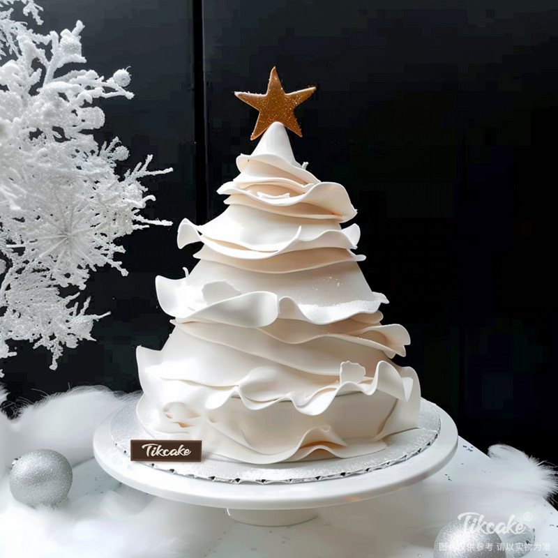 原创圣诞节主题翻糖鲜奶蛋糕
