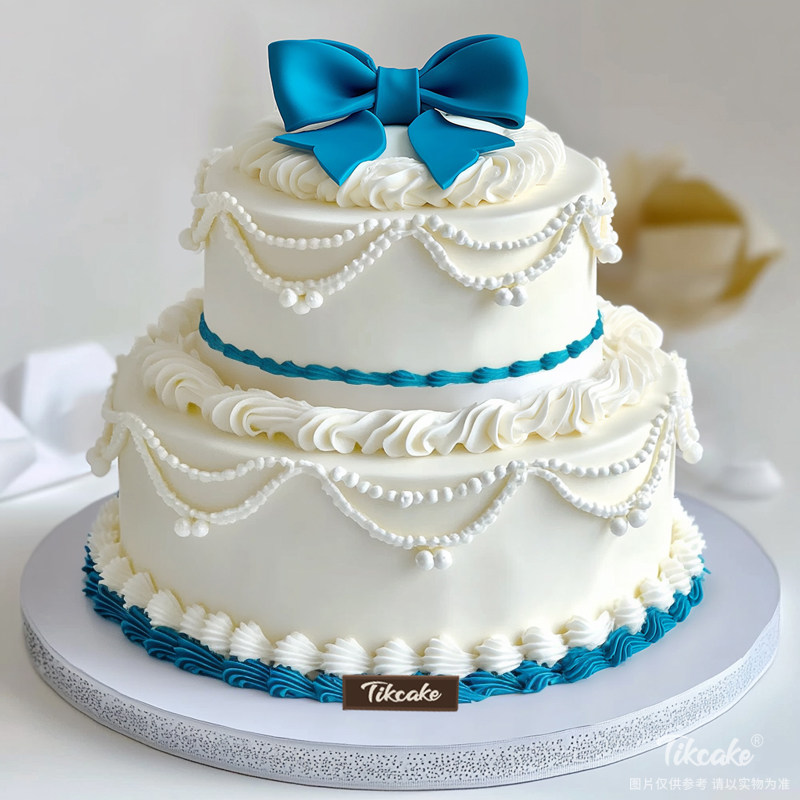 原创双层简约翻糖鲜奶蛋糕（二）