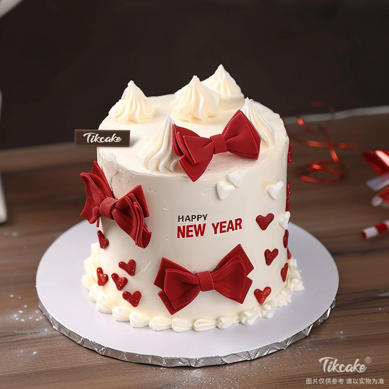 原创2025新年主题翻糖鲜奶蛋糕