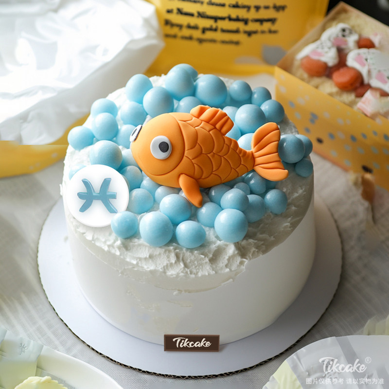 原创双鱼座主题翻糖鲜奶蛋糕三（2.19-3.20）