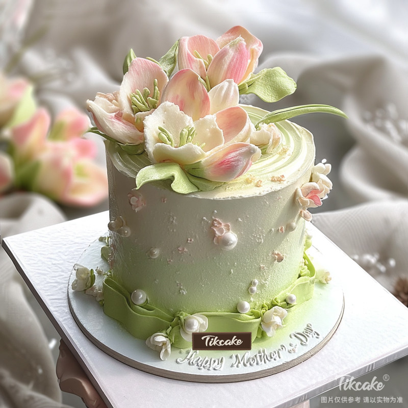 原创母亲节主题翻糖鲜奶蛋糕（二）