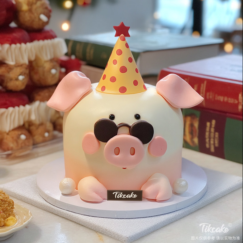 原创十二生肖猪主题翻糖鲜奶蛋糕（六）