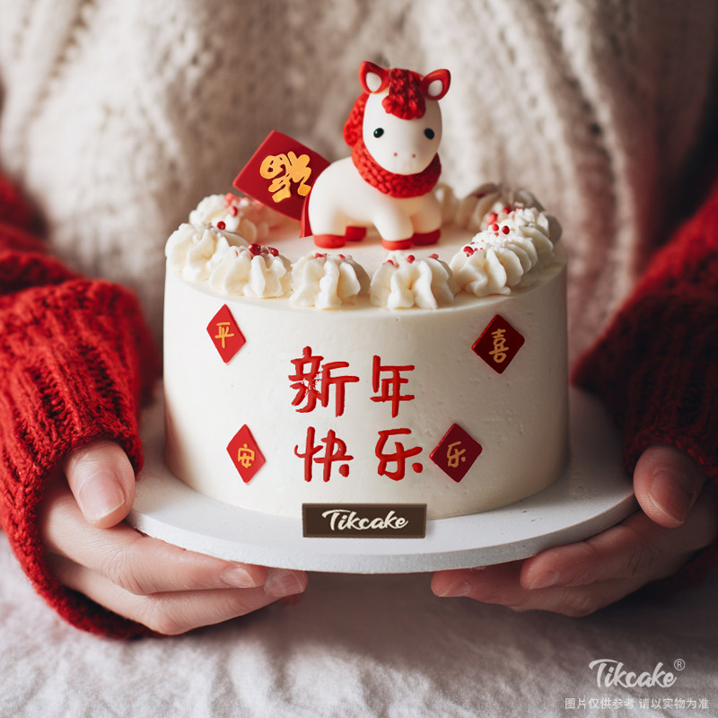 原创2026新年主题翻糖鲜奶蛋糕