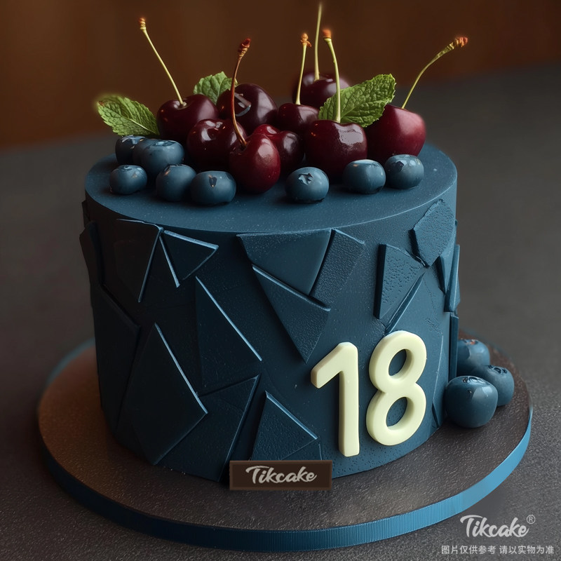 原创绅士风主题翻糖鲜奶蛋糕