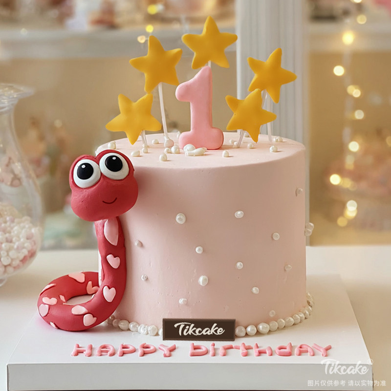 原创宝宝周岁主题翻糖鲜奶蛋糕（三）