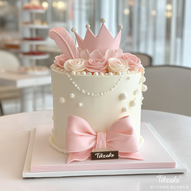 原创“女神”主题翻糖鲜奶蛋糕