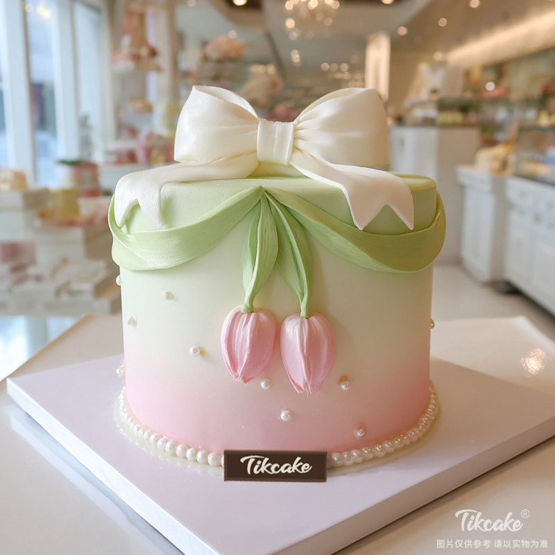 原创“郁金香”主题翻糖鲜奶蛋糕（四）